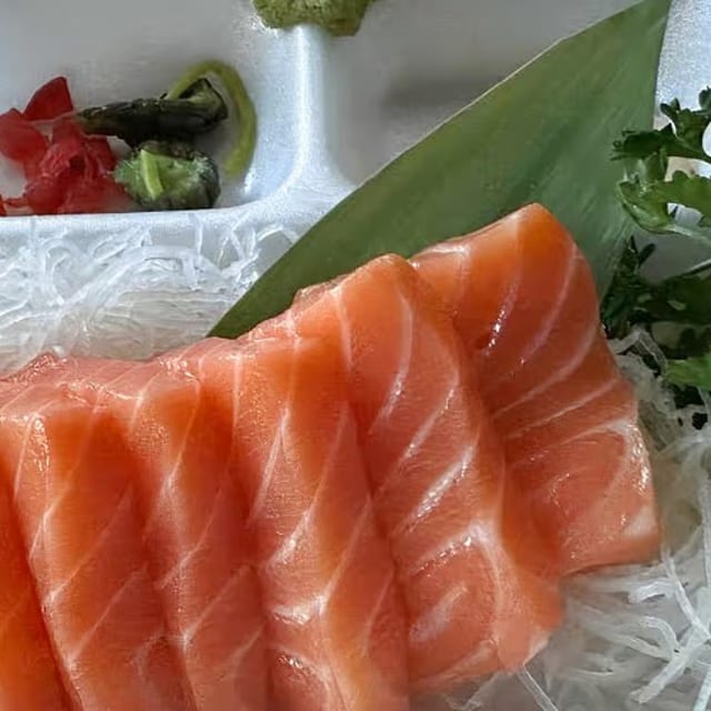 Salmon | Sashimi.